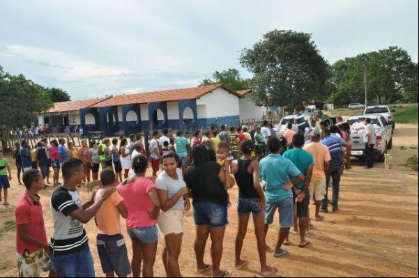 Prefeitura de Floriano entrega 4 mil cestas básicas nas zonas rural e urbana.(Imagem:SECOM)