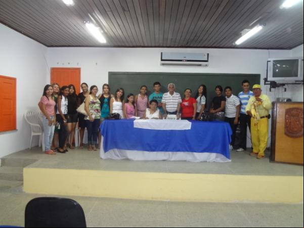 Reunião com calouros do Festival Estudantil 2012.(Imagem:FlorianoNews)