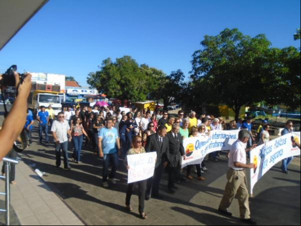 Entidades fazem manifestação contra a violência em Floriano.(Imagem:FlorianoNews)