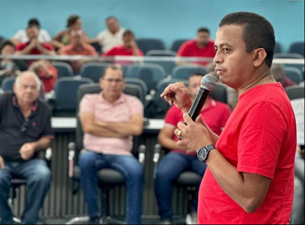 Deputado Dr. Francisco Costa destaca união e fortalecimento do PT em encontro regional em Floriano(Imagem:Reprodução/Instagram)