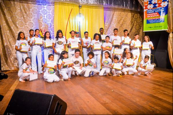Realizada formatura solene do segundo módulo da Escola de Artes Maria Bonita do Grupo Cultura de Rua.(Imagem: M.K Fotos)