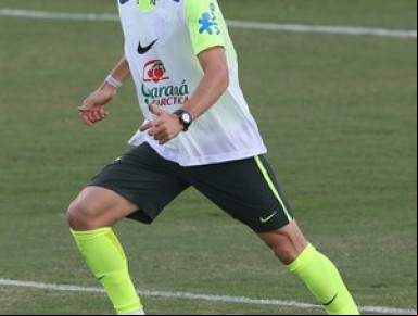 Filipe Luís disputou dois jogos com Dunga, em 2009, mas não foi à Copa-2010.(Imagem:Mowa Press)