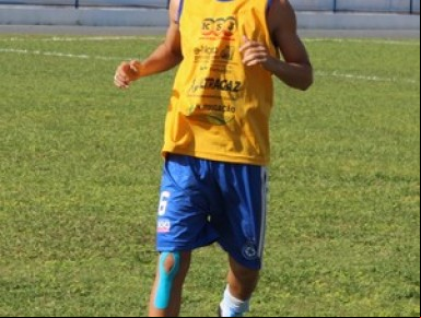 Depois de defender Parnahyba e Flamengo-PI em 2013, lateral acerta com o River-PI para Estadual.(Imagem:Renan Morais/GLOBOESPORTE.COM)
