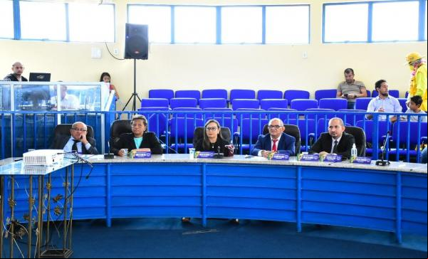  Câmara de Floriano abre o Ano Legislativo 2024 com mensagem do prefeito municipal(Imagem:CMF)