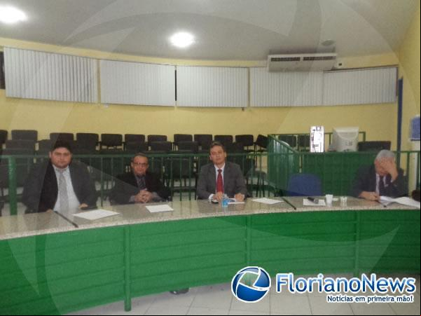 Vereadores de Floriano aprovam dois Projetos de Lei do Poder Executivo.(Imagem:FlorianoNews)