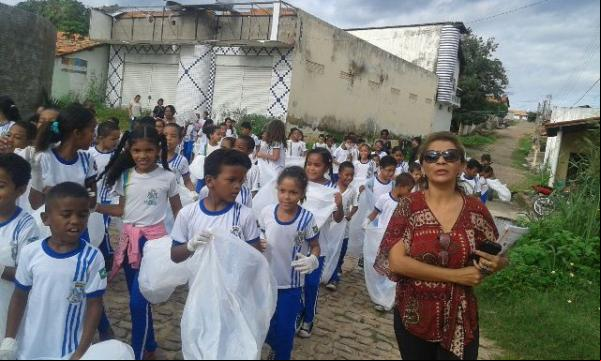 Escola Francisquinha Silva e UBS Paulo Martins realizam ações educativas de combate ao Aedes Aegypti(Imagem:Divulgação)