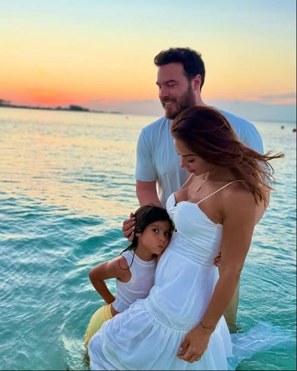 Maíra Cardi e Thiago Nigro anunciam gravidez.(Imagem:Reprodução/Instagram)
