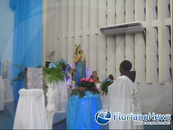  Carreata marca início dos festejos de Nossa Senhora das Graças em Floriano.(Imagem:FlorianoNews)