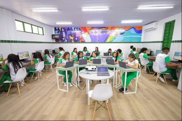 O estado se consolidou como referência nacional na oferta de Educação Profissional, Técnica e Tecnológica e na expansão do Ensino Médio em Tempo Integral.(Imagem:Divulgação)