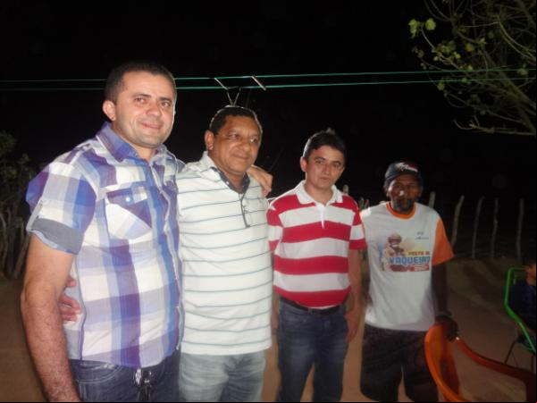 Comemoração do partido PT pela eleição do vereador André na Comunidade Morrinhos(Imagem:FlorianoNews)