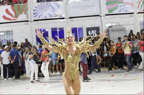 Lore Improta na Sapucaí.(Imagem:Cláudio Andrade/ Quem )