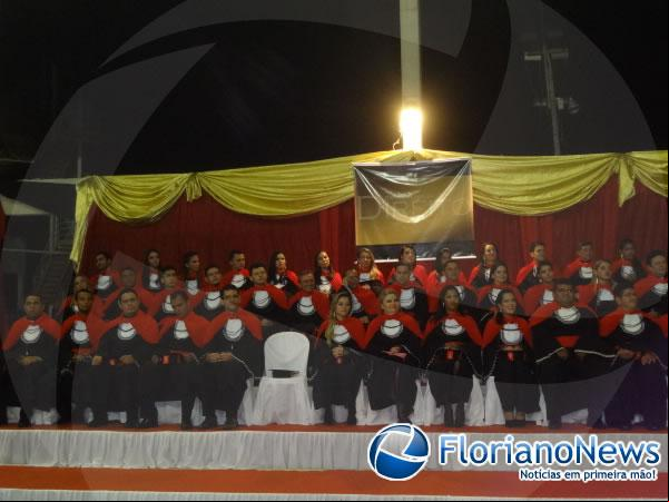 Prefeito Gilberto Júnior prestigiou diplomação da turma de Direito da FAESF.(Imagem:FlorianoNews)