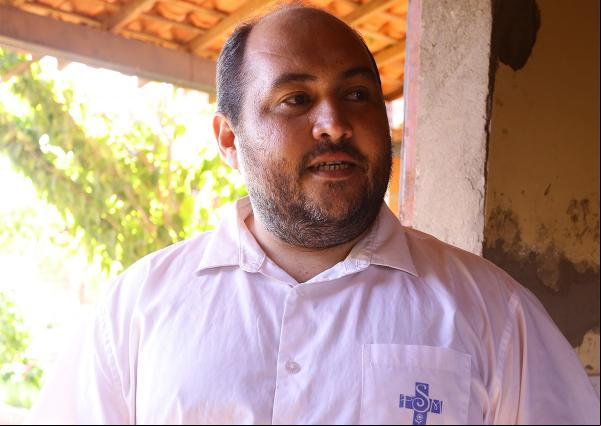 Advogado adota 20 filhos e deixa profissão para ajudar crianças carentes no Piauí(Imagem:Analice Borges/ florianonews.piauiconectado.com)