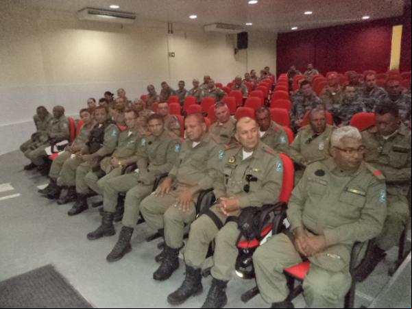 Militares participam de Aula Inaugural do CFS 2015 em Floriano.(Imagem:FlorianoNews)