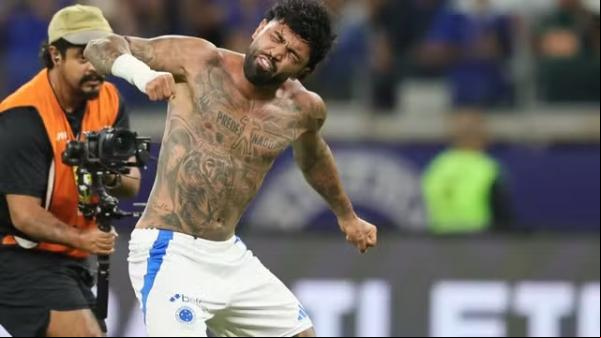 Gabigol; Cruzeiro x Flamengo(Imagem:Gilson Lobo/AGIF)
