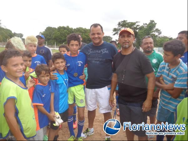 Escolinha do Jó promoveu domingo esportivo em Nazaré do Piauí.(Imagem:FlorianoNews)