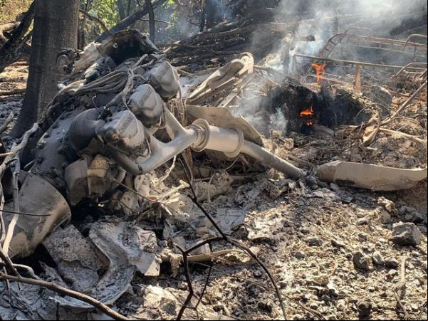 Destroços do avião que caiu na zona rural de Teresina.(Imagem:Marcos Prado/TV Clube)