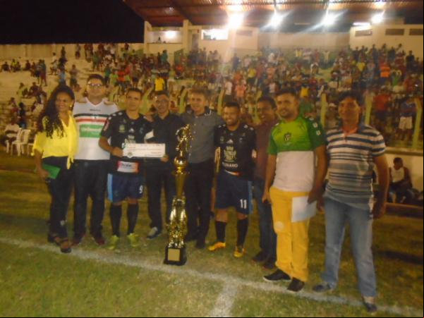 Real Madrid vence final do Campeonato Florianense de Futebol 2017.(Imagem:FlorianoNews)