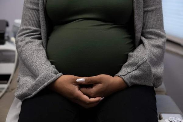 Mulher grávida.(Imagem:Alice Proujansky/NYT)