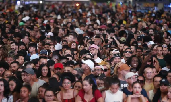 Virada Cultural do Pertencimento 2024, com show de Léo Santana no Vale do Anhangabau.(Imagem:Paulo Pinto/Agencia Brasil)