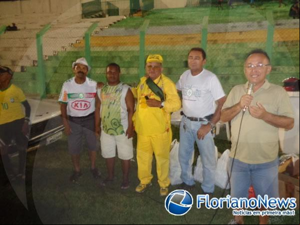 Jogo Solidário arrecada 100 kg de alimentos em prol da APAE de Floriano.(Imagem:FlorianoNews)