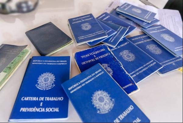 Carteira de Trabalho(Imagem:Arquivo/florianonews.piauiconectado.com )