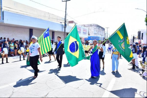 Desfile Cívico marca as comemorações pela Independência do Brasil em Floriano.(Imagem:Secom)