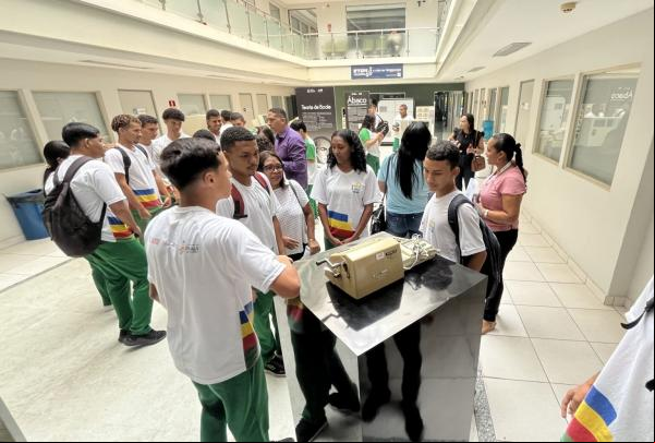 Visita técnica à Etipi aproxima alunos da tecnologia pública no Piauí.(Imagem:Divulgação)
