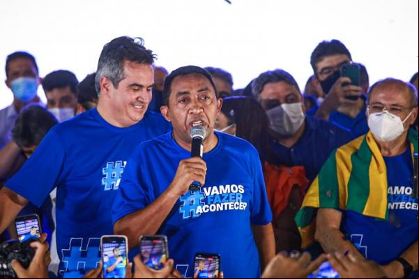 Prefeito de Floriano, Joel Rodrigues (Progressistas)(Imagem:Renato Andrade/florianonews.piauiconectado.com)