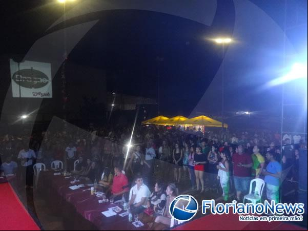 Realizado desfile para escolha da Garota Arjob 2014.(Imagem:FlorianoNews)