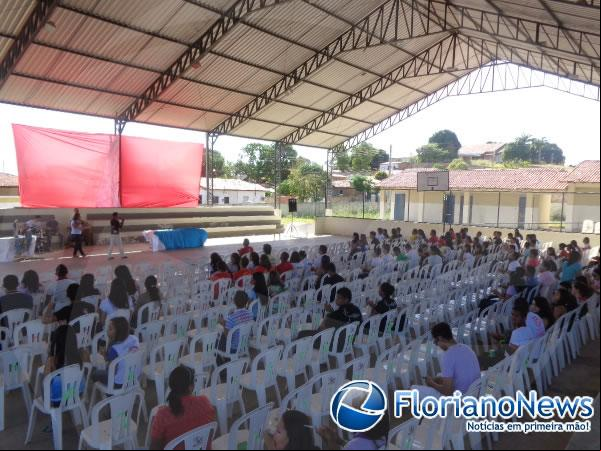 Juventude participou do III Encontro de Integração da Diocese de Floriano. (Imagem:FlorianoNews)