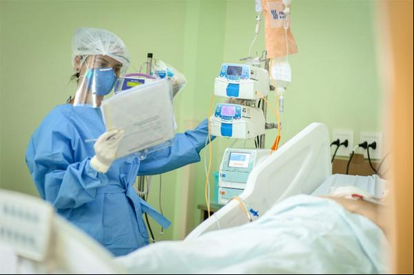 O Hospital Regional Senador Cândido Ferraz, em São Raimundo Nonato, a 523 Km de Teresina, voltou a ter taxa de 100% de ocupação nas Unidades de Terapia Intensiva (UTI) Covid. Seg(Imagem:Reprodução)