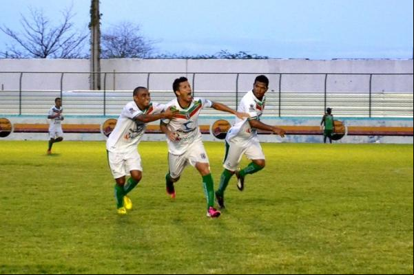 O atacante Agostinho tem agens pelo futebol dos Emirados Árabes.(Imagem:Jéfferson Emmanuel / GloboEsporte.com/pb)