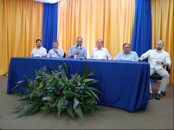 Coletiva de imprensa reúne candidatos eleitos à Prefeitura Municipal de Floriano.(Imagem:FlorianoNews)