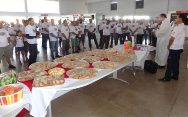 Cajueiro Motos comemora Dia do Motociclista com eio em Floriano.(Imagem:Piauinoticias)