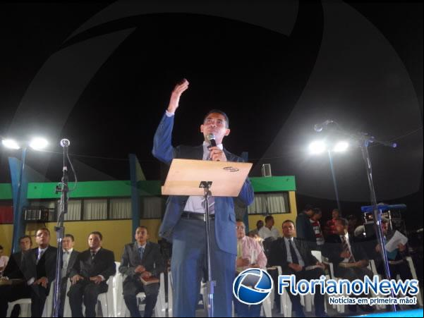Show gospel encerra Dia da Bíblia em Floriano.(Imagem:FlorianoNews)