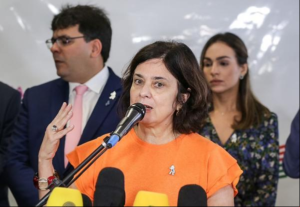 Ministra da Saúde, Nísia Trindade.(Imagem:Foto: Renato Andrade/florianonews.piauiconectado.com)