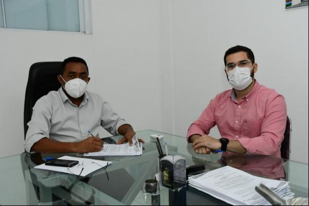 Prefeito Joel e Secretário Bento Viana(Imagem:SECOM)