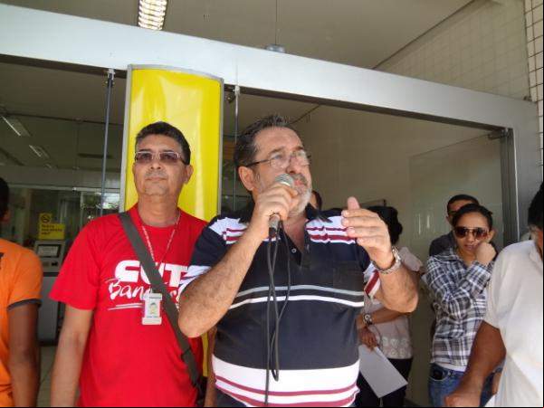 Servidores paralisam atividades em protesto contra assédio moral no BB de Floriano.(Imagem:FlorianoNews)