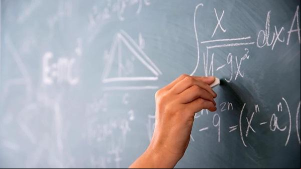 Professores do Ceará tem o maior reajuste da região Nordeste(Imagem:Melinda Nagy/Shutterstock)