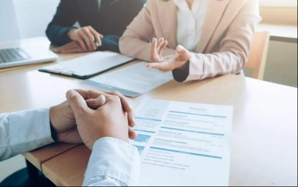 Currículo, entrevista de emprego, trabalho, emprego.(Imagem:Divulgação/Pitang )