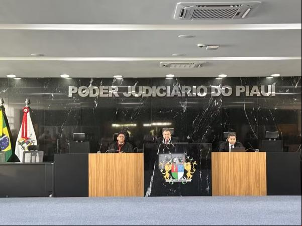 Justiça revoga suspensão do concurso da Semec após recurso da Prefeitura de Teresina.(Imagem:Eric Souza/g1 Piauí)