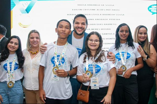 Todos os 121 medalhistas, de ouro, prata e bronze, receberão o pagamento de uma bolsa nos moldes do que já é pago no Torneio de Matemática das Escolas Estaduais.(Imagem:Divulgação)
