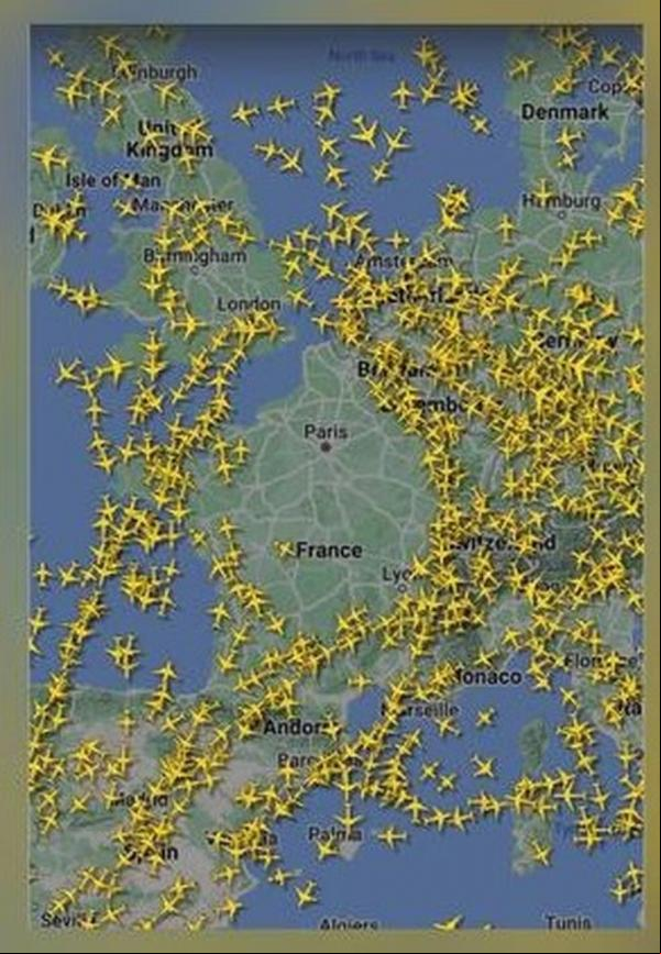 Restrição de voos sobre Paris durante a cerimônia de abertura da Olimpíada.(Imagem:Flightawar)