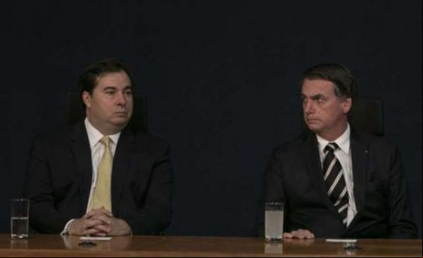 Presidente da Câmara faz apelo a Bolsonaro após críticas: Pare, chega.(Imagem:MSN)