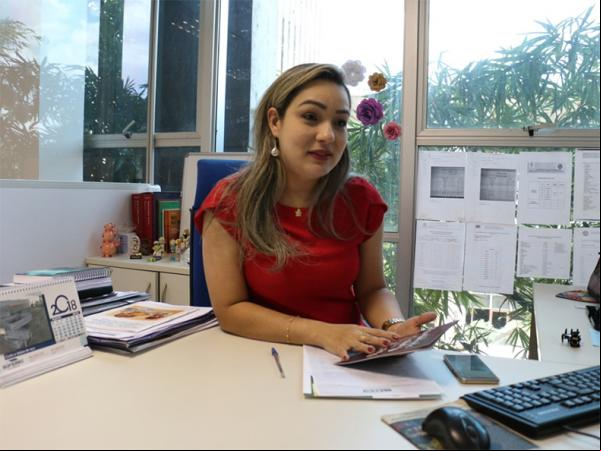 Coordenadora da Sesapi, Karina Amorim.(Imagem:Catarina Malheiros/Arquivo/florianonews.piauiconectado.com)