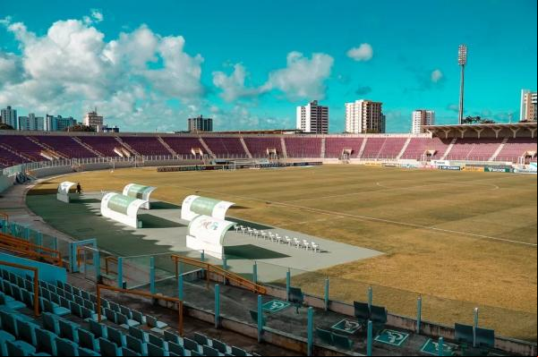 Estádio Batistão, em Aracaju.(Imagem:Coritiba )
