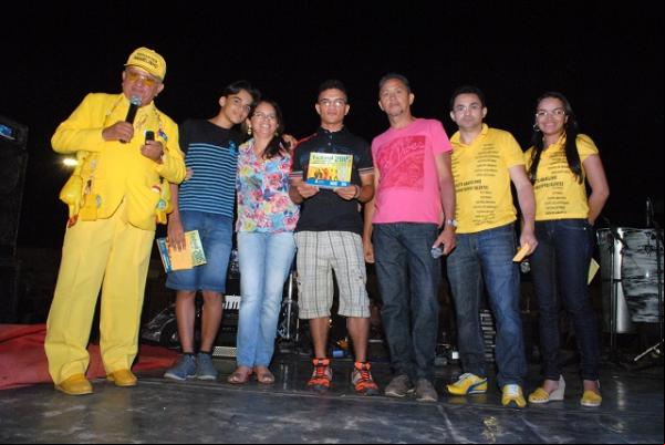 Projeto Amarelinho realiza