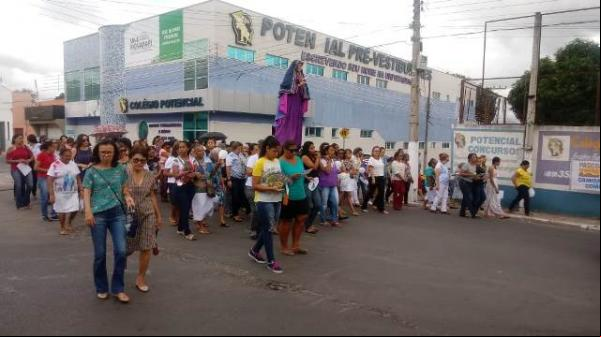 Ação litúrgica e Procissão da Soledade marcam a Sexta-feira Santa em Floriano.(Imagem:FlorianoNews)