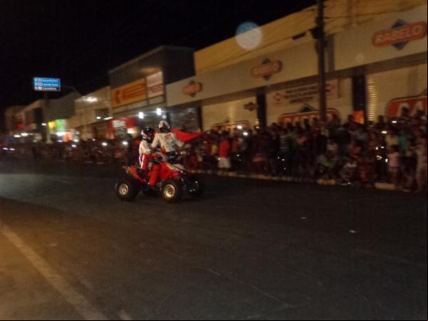Cajueiro Motos promoveu Show de manobras com a Equipe Força e Acão em Floriano.(Imagem:FlorianoNews)